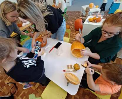 58c65f16-edf7-4a24-adf1-d35ac89dc3b8