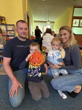 96a16827-ee5b-4d43-9a9b-43a7663e18c1